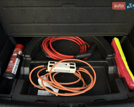 Черный Киа Niro, объемом двигателя 0 л и пробегом 109 тыс. км за 19900 $, фото 34 на Automoto.ua