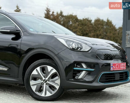 Черный Киа Niro, объемом двигателя 0 л и пробегом 80 тыс. км за 19650 $, фото 140 на Automoto.ua