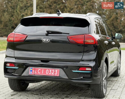 Черный Киа Niro, объемом двигателя 0 л и пробегом 80 тыс. км за 19650 $, фото 148 на Automoto.ua