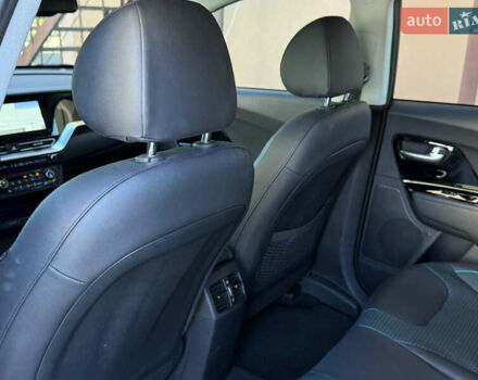 Черный Киа Niro, объемом двигателя 0 л и пробегом 78 тыс. км за 17999 $, фото 15 на Automoto.ua