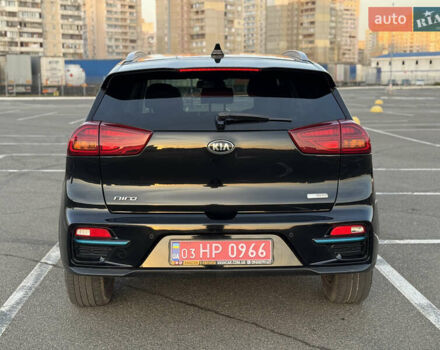 Чорний Кіа Niro, об'ємом двигуна 0 л та пробігом 155 тис. км за 20300 $, фото 19 на Automoto.ua