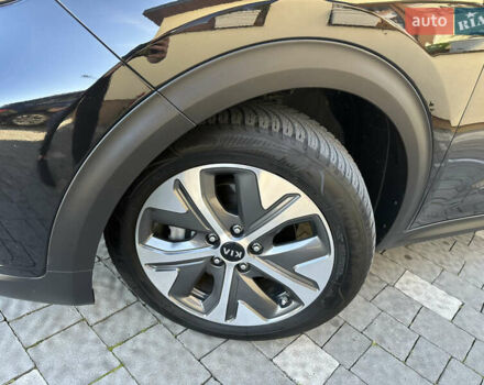 Черный Киа Niro, объемом двигателя 0 л и пробегом 127 тыс. км за 19750 $, фото 16 на Automoto.ua