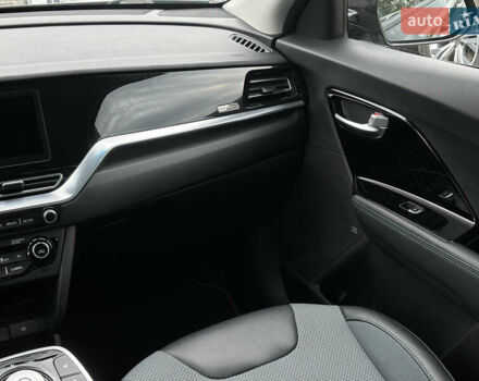 Черный Киа Niro, объемом двигателя 0 л и пробегом 62 тыс. км за 21999 $, фото 28 на Automoto.ua
