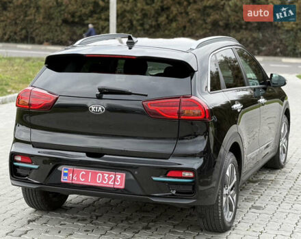 Черный Киа Niro, объемом двигателя 0 л и пробегом 80 тыс. км за 19890 $, фото 141 на Automoto.ua