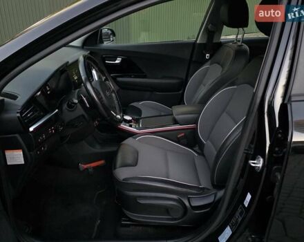 Черный Киа Niro, объемом двигателя 0 л и пробегом 148 тыс. км за 17699 $, фото 22 на Automoto.ua