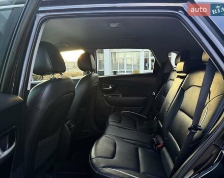 Черный Киа Niro, объемом двигателя 0 л и пробегом 89 тыс. км за 19350 $, фото 94 на Automoto.ua
