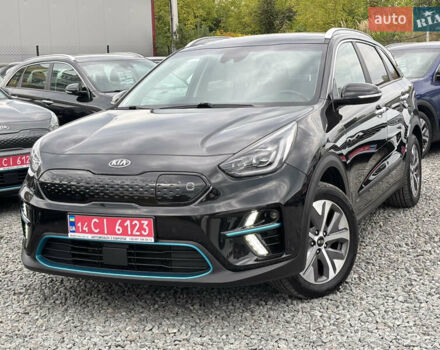 Черный Киа Niro, объемом двигателя 0 л и пробегом 62 тыс. км за 21999 $, фото 1 на Automoto.ua