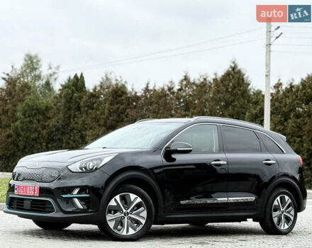 Черный Киа Niro, объемом двигателя 0 л и пробегом 80 тыс. км за 19650 $, фото 108 на Automoto.ua