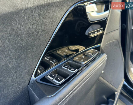 Черный Киа Niro, объемом двигателя 0 л и пробегом 127 тыс. км за 19750 $, фото 38 на Automoto.ua