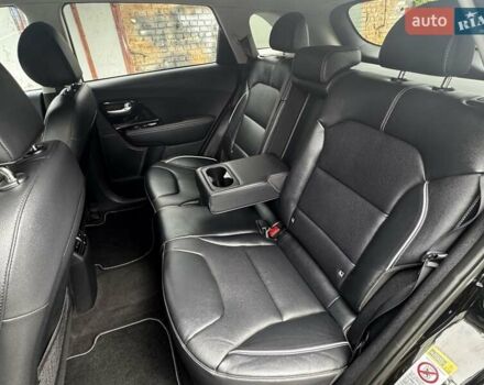 Черный Киа Niro, объемом двигателя 0 л и пробегом 150 тыс. км за 19800 $, фото 32 на Automoto.ua