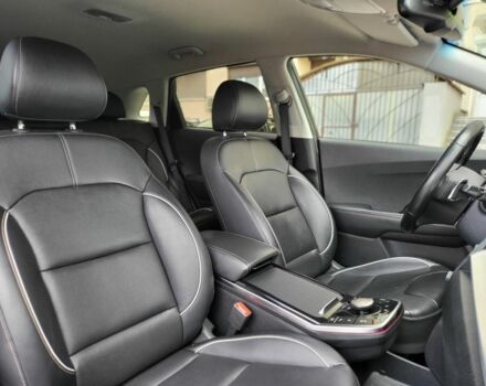 Черный Киа Niro, объемом двигателя 0 л и пробегом 138 тыс. км за 18999 $, фото 11 на Automoto.ua