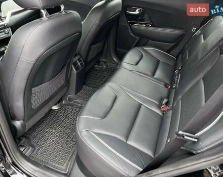 Черный Киа Niro, объемом двигателя 0 л и пробегом 117 тыс. км за 19200 $, фото 17 на Automoto.ua