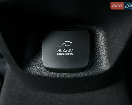 Чорний Кіа Niro, об'ємом двигуна 0 л та пробігом 88 тис. км за 24900 $, фото 10 на Automoto.ua