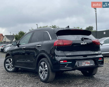 Чорний Кіа Niro, об'ємом двигуна 0 л та пробігом 50 тис. км за 22553 $, фото 5 на Automoto.ua