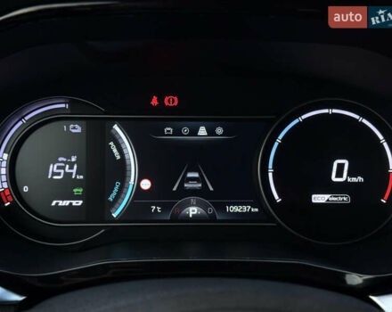 Черный Киа Niro, объемом двигателя 0 л и пробегом 109 тыс. км за 19900 $, фото 4 на Automoto.ua