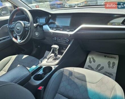 Черный Киа Niro, объемом двигателя 1.58 л и пробегом 112 тыс. км за 19700 $, фото 23 на Automoto.ua