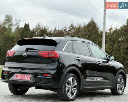 Черный Киа Niro, объемом двигателя 0 л и пробегом 80 тыс. км за 19650 $, фото 157 на Automoto.ua