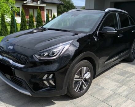 Киа Niro 2021 в Киеве на Automoto.ua Черный Киа Niro, объемом двигателя 1.5 л и пробегом 43 тыс. км за 15000 $, фото 3 на Automoto.ua