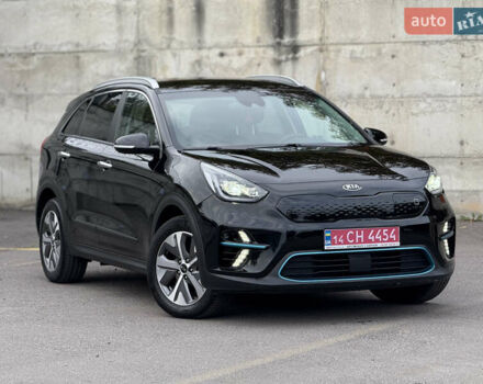 Черный Киа Niro, объемом двигателя 0 л и пробегом 80 тыс. км за 21850 $, фото 6 на Automoto.ua