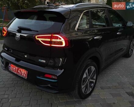 Черный Киа Niro, объемом двигателя 0 л и пробегом 148 тыс. км за 17699 $, фото 9 на Automoto.ua