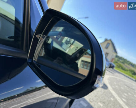 Черный Киа Niro, объемом двигателя 0 л и пробегом 127 тыс. км за 19750 $, фото 7 на Automoto.ua