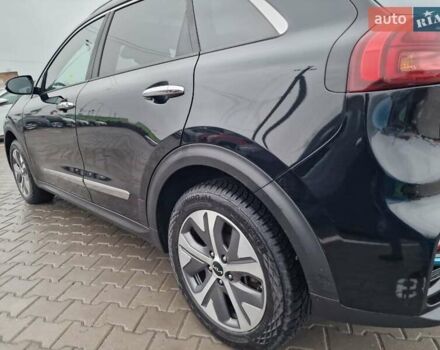 Черный Киа Niro, объемом двигателя 0 л и пробегом 65 тыс. км за 20800 $, фото 14 на Automoto.ua