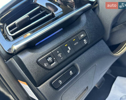 Черный Киа Niro, объемом двигателя 0 л и пробегом 127 тыс. км за 19750 $, фото 43 на Automoto.ua