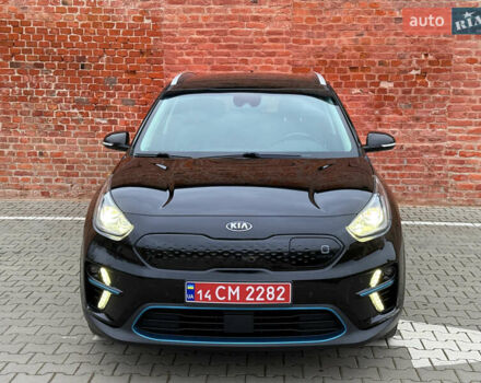 Чорний Кіа Niro, об'ємом двигуна 0 л та пробігом 138 тис. км за 19750 $, фото 1 на Automoto.ua