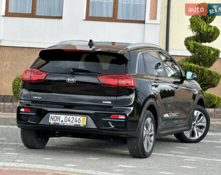 Чорний Кіа Niro, об'ємом двигуна 0 л та пробігом 51 тис. км за 21500 $, фото 39 на Automoto.ua