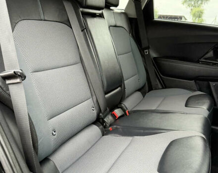 Черный Киа Niro, объемом двигателя 0 л и пробегом 80 тыс. км за 19650 $, фото 70 на Automoto.ua