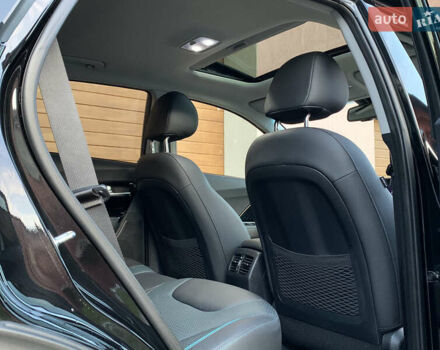 Черный Киа Niro, объемом двигателя 0 л и пробегом 60 тыс. км за 22799 $, фото 66 на Automoto.ua