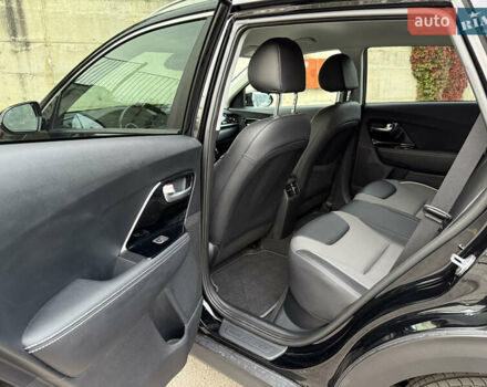 Черный Киа Niro, объемом двигателя 0 л и пробегом 80 тыс. км за 21850 $, фото 55 на Automoto.ua