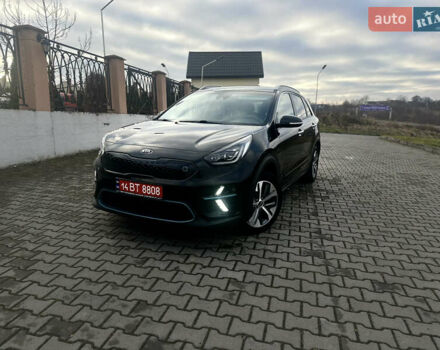 Черный Киа Niro, объемом двигателя 0 л и пробегом 117 тыс. км за 18870 $, фото 69 на Automoto.ua