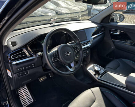 Черный Киа Niro, объемом двигателя 0 л и пробегом 59 тыс. км за 23900 $, фото 12 на Automoto.ua