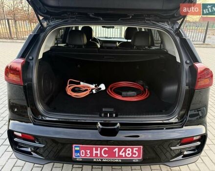 Черный Киа Niro, объемом двигателя 0 л и пробегом 89 тыс. км за 19350 $, фото 100 на Automoto.ua