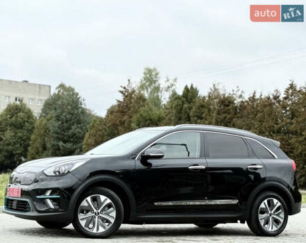 Черный Киа Niro, объемом двигателя 0 л и пробегом 80 тыс. км за 19650 $, фото 110 на Automoto.ua