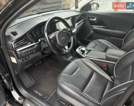 Черный Киа Niro, объемом двигателя 0 л и пробегом 150 тыс. км за 19800 $, фото 26 на Automoto.ua