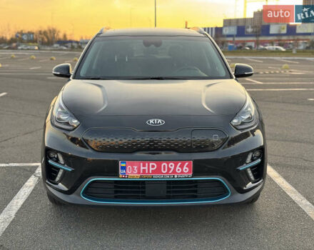 Чорний Кіа Niro, об'ємом двигуна 0 л та пробігом 155 тис. км за 20300 $, фото 12 на Automoto.ua