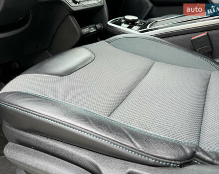 Черный Киа Niro, объемом двигателя 0 л и пробегом 80 тыс. км за 19650 $, фото 46 на Automoto.ua