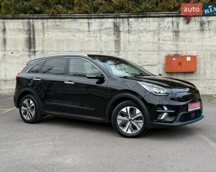 Черный Киа Niro, объемом двигателя 0 л и пробегом 80 тыс. км за 21850 $, фото 6 на Automoto.ua