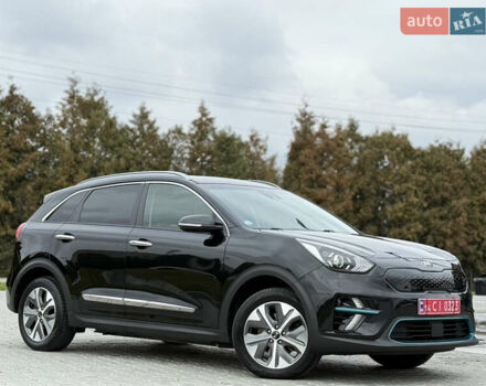 Черный Киа Niro, объемом двигателя 0 л и пробегом 80 тыс. км за 19890 $, фото 128 на Automoto.ua