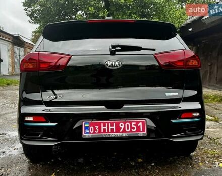 Черный Киа Niro, объемом двигателя 0 л и пробегом 150 тыс. км за 19800 $, фото 6 на Automoto.ua