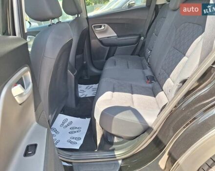 Черный Киа Niro, объемом двигателя 1.58 л и пробегом 112 тыс. км за 19700 $, фото 16 на Automoto.ua
