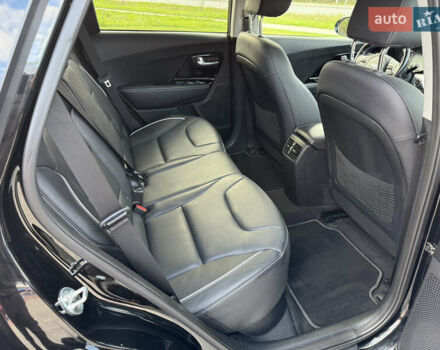 Чорний Кіа Niro, об'ємом двигуна 0 л та пробігом 84 тис. км за 19200 $, фото 24 на Automoto.ua