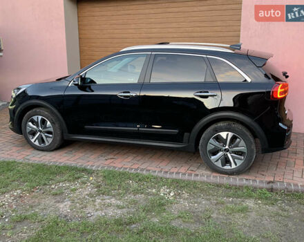 Черный Киа Niro, объемом двигателя 0 л и пробегом 60 тыс. км за 22799 $, фото 21 на Automoto.ua