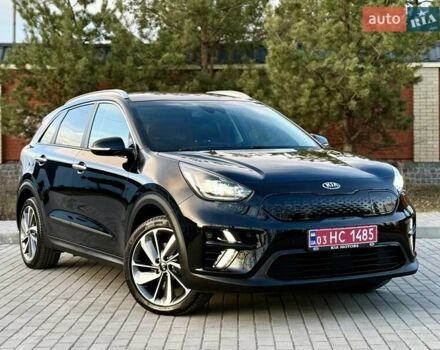 Черный Киа Niro, объемом двигателя 0 л и пробегом 89 тыс. км за 19350 $, фото 8 на Automoto.ua