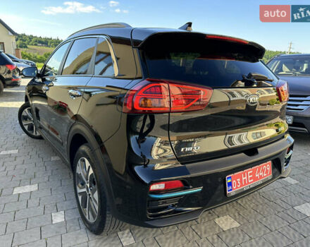 Черный Киа Niro, объемом двигателя 0 л и пробегом 127 тыс. км за 19750 $, фото 31 на Automoto.ua