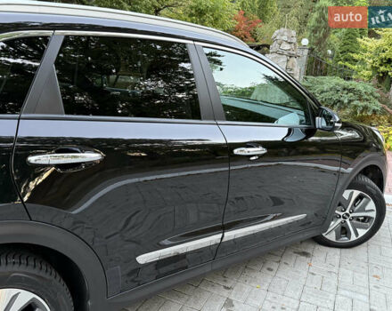 Чорний Кіа Niro, об'ємом двигуна 0 л та пробігом 123 тис. км за 17899 $, фото 27 на Automoto.ua