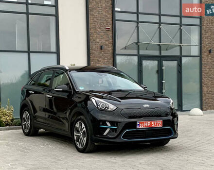 Черный Киа Niro, объемом двигателя 0 л и пробегом 94 тыс. км за 17900 $, фото 12 на Automoto.ua
