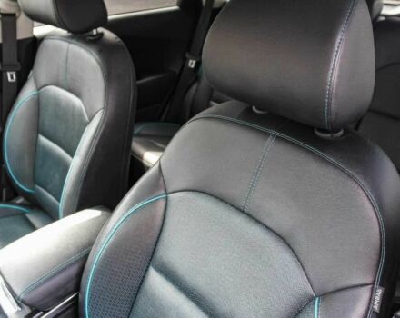 Чорний Кіа Niro, об'ємом двигуна 0 л та пробігом 16 тис. км за 6500 $, фото 6 на Automoto.ua